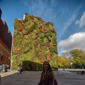 Meet your Posher, Jennifer